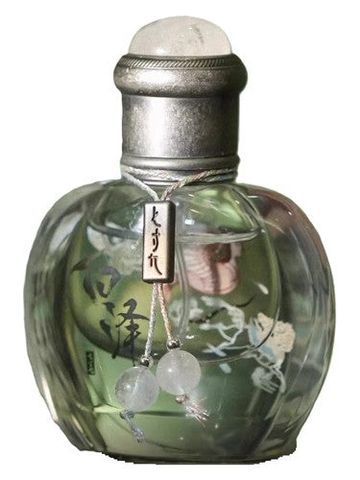 Sept Neuf 七寸九 Xīn Bái Zé 新白泽 fragrance bottle