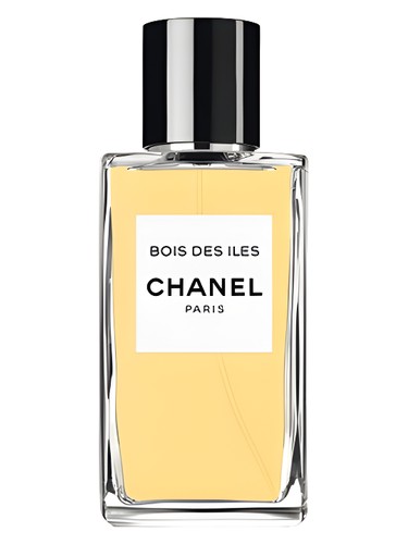 Chanel Bois des Iles fragrance bottle