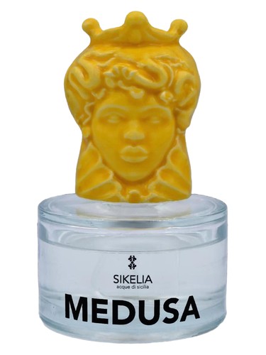 Sikelia Medusa fragrance bottle