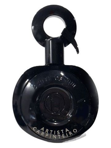 Scent of Qui Artista Carpinteiro fragrance bottle