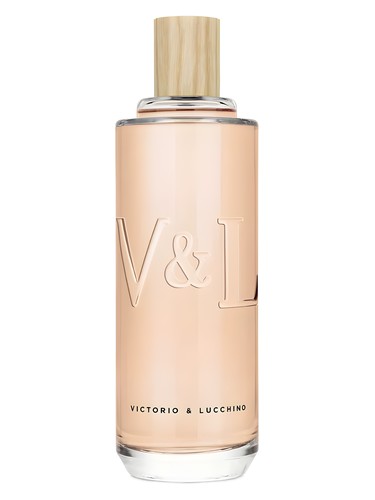 Victorio & Lucchino Energía Positiva fragrance bottle