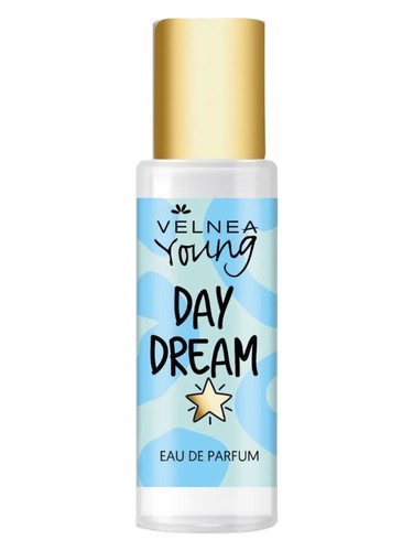 Velnea Day Dream fragrance bottle