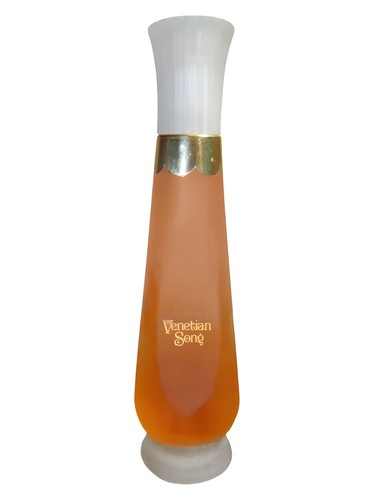 Studio Girl Venetian Song fragrance bottle