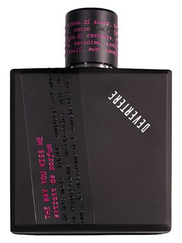 Devertere The Way You Kiss Me fragrance bottle