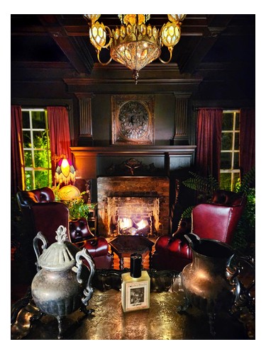 Solstice Scents The Mantel fragrance bottle