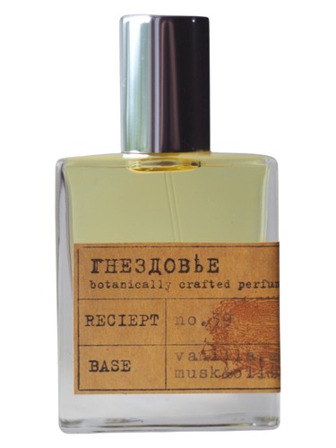 Gnezdovje Parfumerie No.39 S’Agaro fragrance bottle