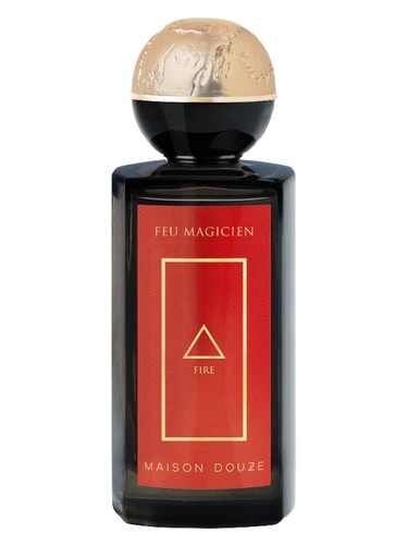 Maison Douze Feu Magicien / Fire fragrance bottle