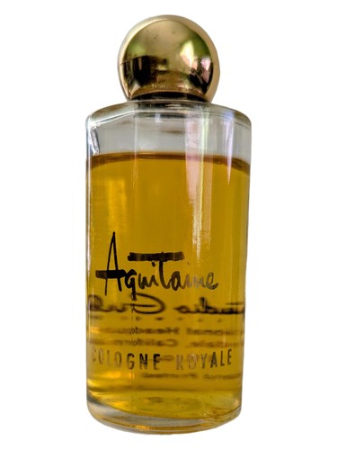 Studio Girl Aquitaine fragrance bottle