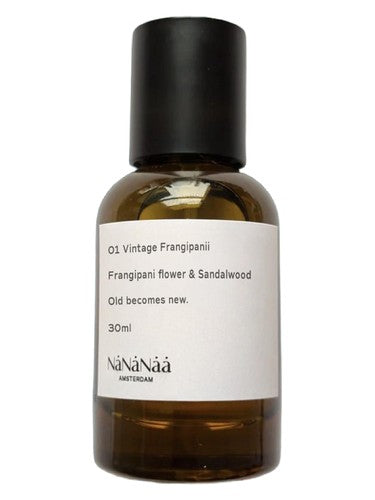 NaNaNaa 01 Vintage Frangipanii - Frangipani flower & Sandalwood fragrance bottle