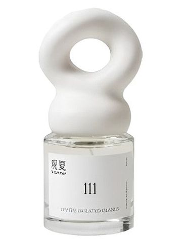 To Summer I 观夏 Isolated Islands 111号孤岛 fragrance bottle