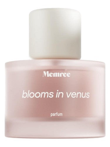 Memree Blooms in Venus