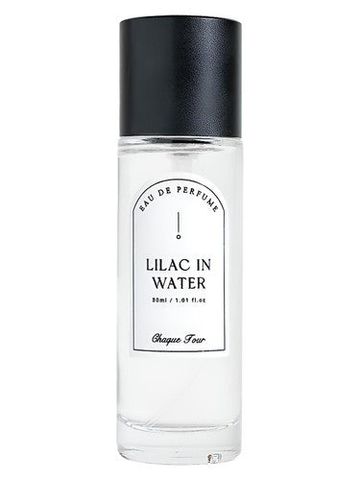 Chaque Jour Lilac In Water fragrance bottle
