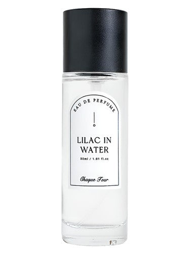 Chaque Jour Lilac In Water fragrance bottle