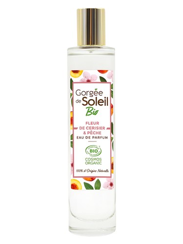 Gorgée de Soleil Fleur de Cerisier & Pêche fragrance bottle