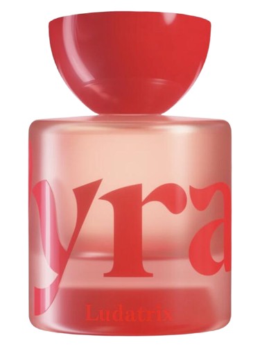 Vyrao Ludatrix fragrance bottle