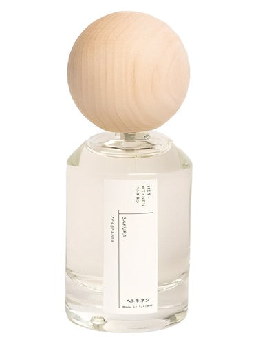 Hetkinen Sakura fragrance bottle