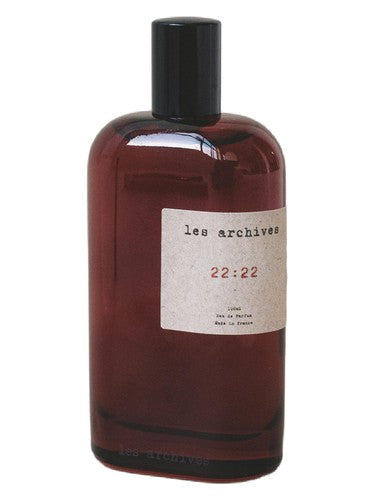 Les Archives 22:22 fragrance bottle