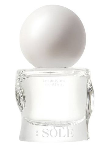 IM : SOLE The Pearl Girl fragrance bottle