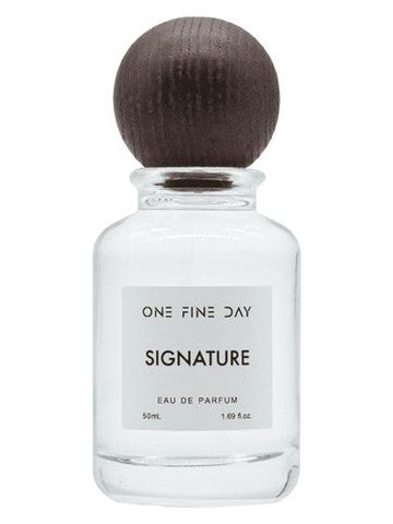 Mith Signature fragrance bottle