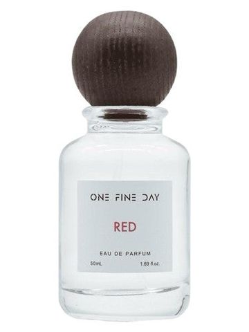Mith Red fragrance bottle
