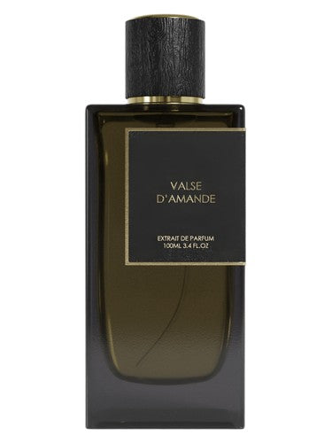 Atypique Parfums Valse d’Amande fragrance bottle