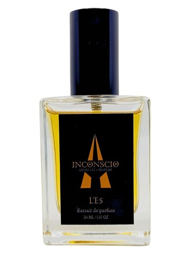 Inconscio Odori et Profumi L'Es fragrance bottle