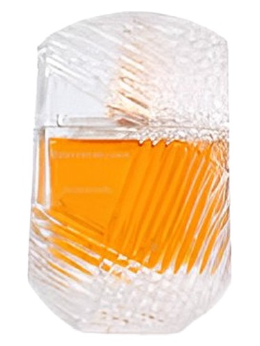 Inaaya Crystal Eclat fragrance bottle