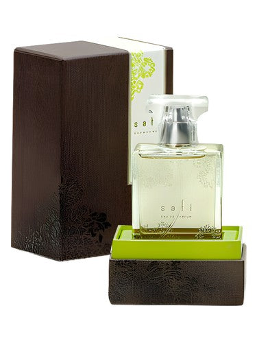 Nyakio Safi fragrance bottle