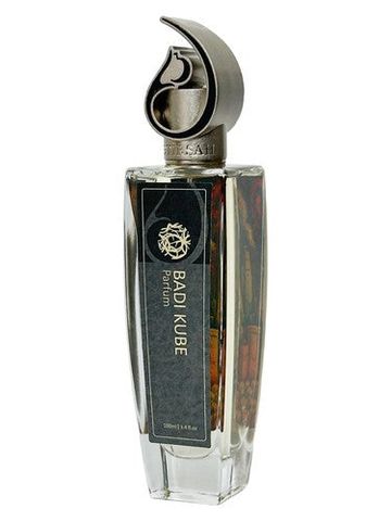 Etirshah Badi Kube fragrance bottle