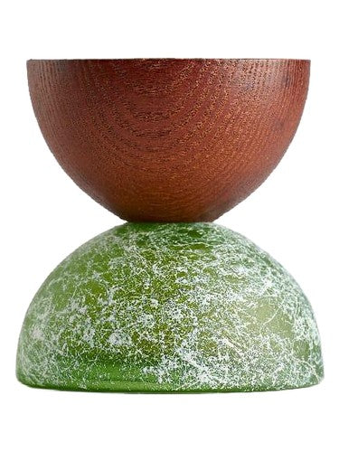 Lova Desert Vetiver fragrance bottle