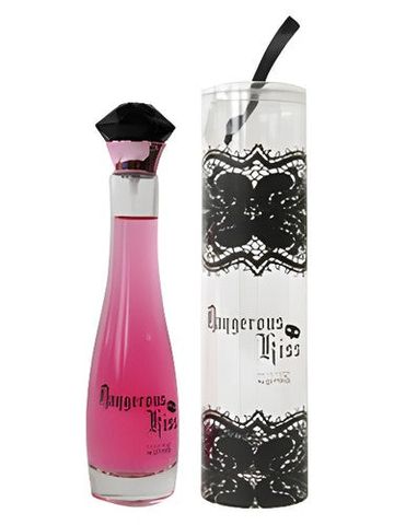 Pimkie Dangerous Kiss fragrance bottle
