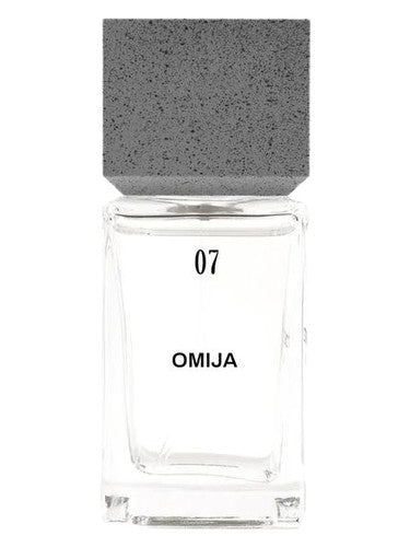 CONCRETED 07. Omija fragrance bottle