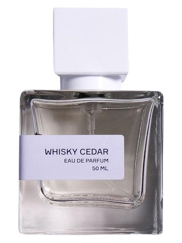 Extract Whisky Cedar fragrance bottle