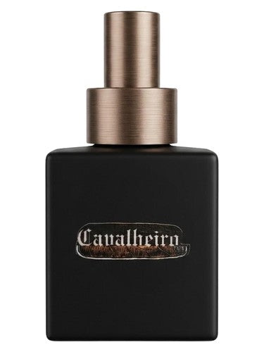 Amélie Cavalheiro fragrance bottle