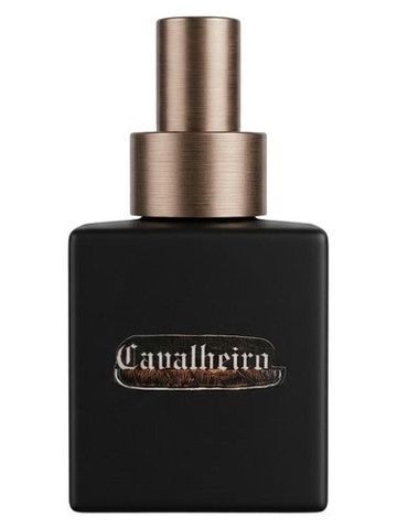 Amélie Cavalheiro fragrance bottle