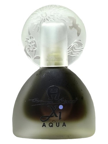 Etienne Aigner Xi Aqua fragrance bottle