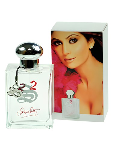 Shilpa Shetty S2 fragrance bottle