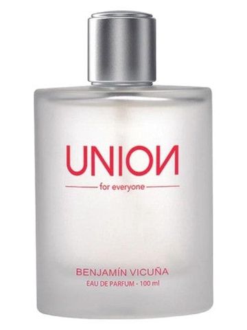 Benjamin Vicuña Union fragrance bottle