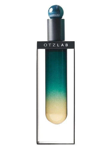 Otz Lab Raíces fragrance bottle