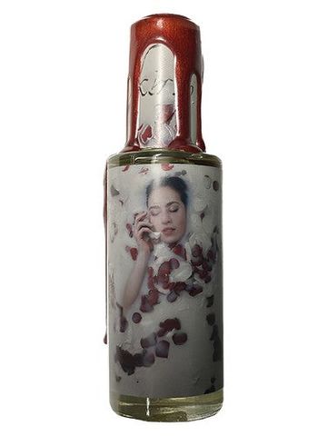 Ikiryō agDlenaWrikm fragrance bottle