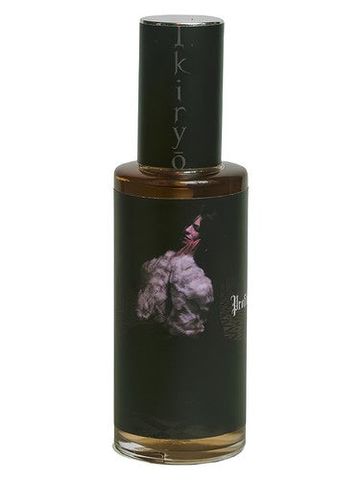 Ikiryō Anne Boleyn fragrance bottle