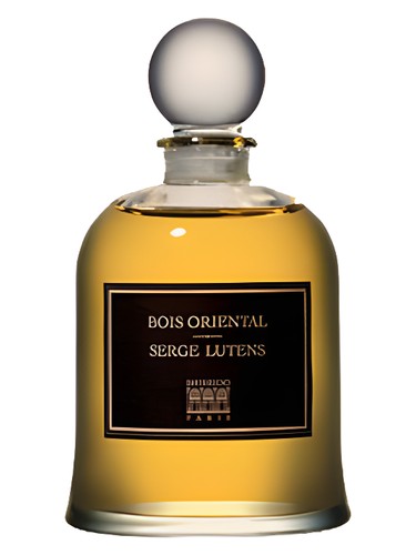 Serge Lutens Bois Oriental fragrance bottle