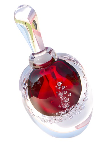 JoAnne Bassett Luscious Roses fragrance bottle