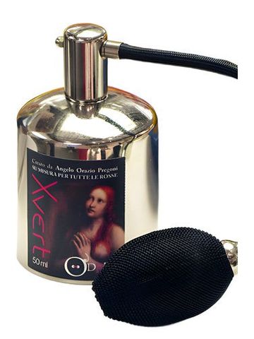O Driu Xvert fragrance bottle