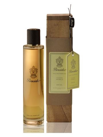 Pineider Cuoio Nobile fragrance bottle