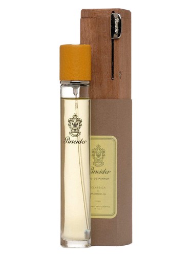 Pineider Classica di Magnolia fragrance bottle