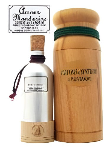 Parfums et Senteurs du Pays Basque Amour Mandarine fragrance bottle