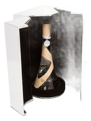 Rihanna 777 Nude by Rihanna Diamonds fragrance bottle