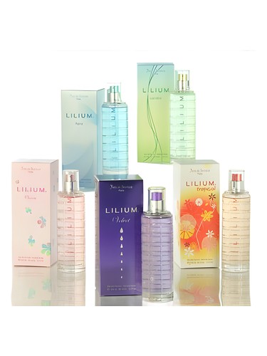 Yves de Sistelle Lilium Velvet fragrance bottle