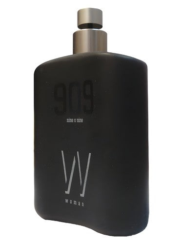 B&B Cosmetics 909 Nine O Nine Woman fragrance bottle